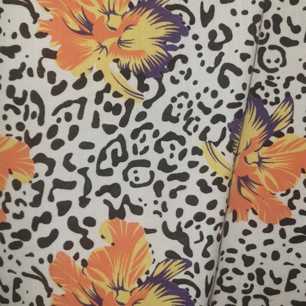 Scrub top - Picture 5 of 5